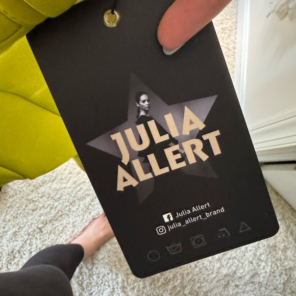 Julia Allert Funky Dress with Collar and Chest Slit - Picture 5 of 5